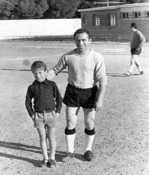 Teodoro Domínguez, con su hijo José Francisco.