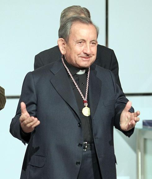 José María Martín Patino, el día que recogió el PremioCastilla y León a los Valores Humanos, en 2010