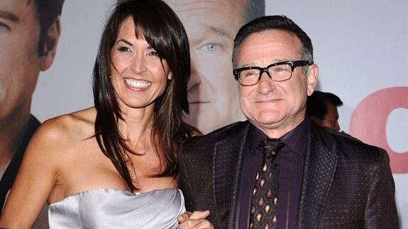Robin Williams con su esposa Susan Scheneider.