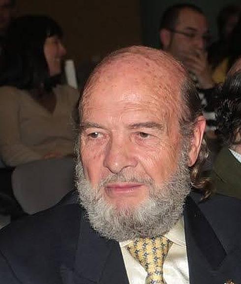 Claudio Prieto. 