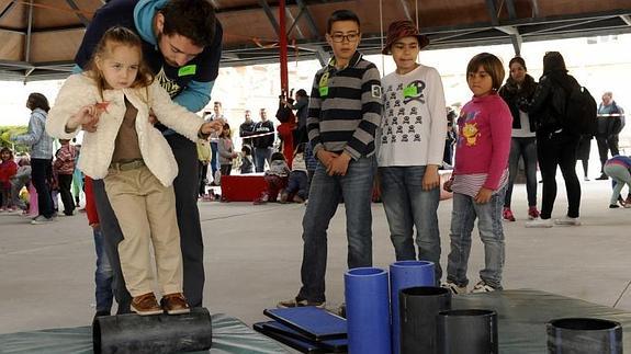 Colectivos vecinales reclaman más apoyo institucional para actividades circenses