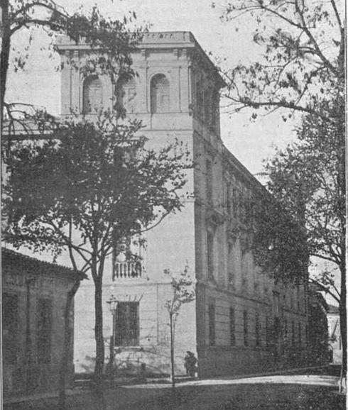 Antigua sede del Gobierno Civil, en Cadenas de San Gregorio, donde acudieron los manifestantes de Valladolid. 