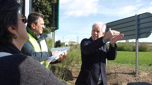 La acera que conectará con Villalobón se construirá en verano