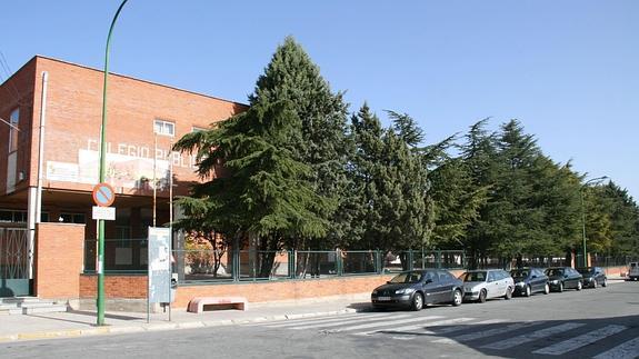 Exterior del colegio San Gil. M. R.