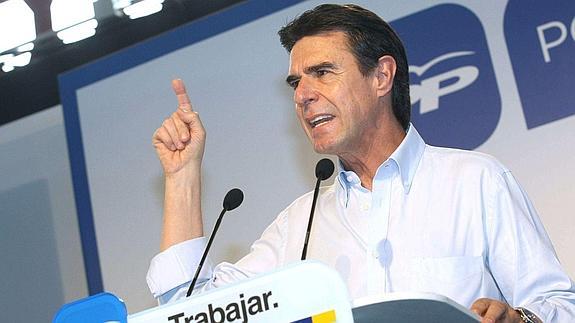 El ministro de Industria, durante la última campaña electoral. Elvira Urquijo-EFE