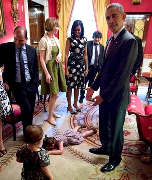 Claudia, una niña de dos años, dio una pataleta en la Casa Blanca, ante el asombro de Obama