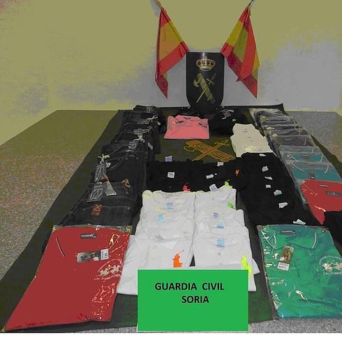 La Guardia Civil se incauta de ropa falsificada que iba a ser vendida en Zaragoza