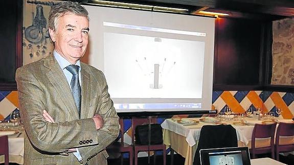 MiguelUnda explicó los avances de la cirugía robótica. 