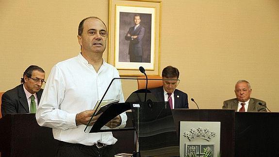 Fermín Herrero, ganador de la última edición, forma parte del jurado del premio.