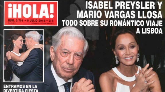 Portada de 'Hola!' con Isabel Preysler con Vargas Llosa. 