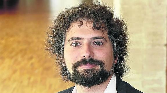 José Sarrión, en las Cortes.