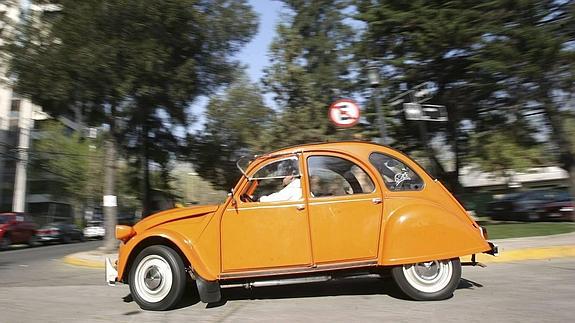 Fabricado entre 1948 y 1990 el 2CV despierta pasiones entre los aficionados. 