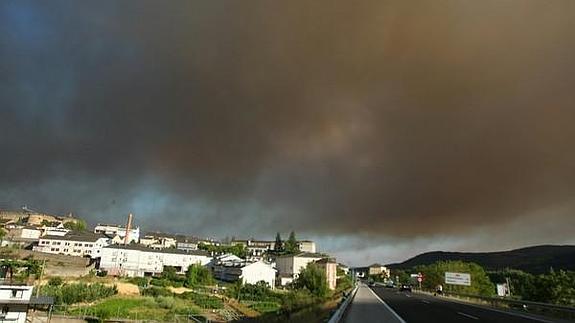 Incendio en Villafranca de El Bierzo. 