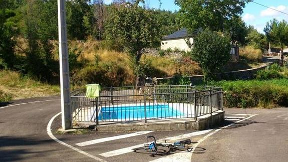 Piscina y rotonda, todo en uno