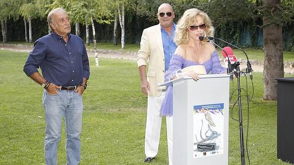 Pablo Abraira, Juan Erasmo 'Mochi' y Silvia Tortosa, en Expo Aire.