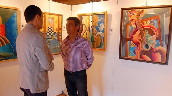 El Centro de Recepción de Visitantes junto al Duero acoge una exposición del artista Pedro Pérez Parra