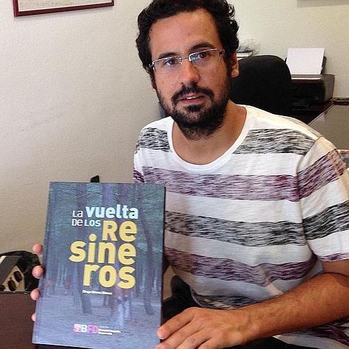 ‘La vuelta de los resineros’ muestra el oficio en 150 fotografías de Diego Gómez