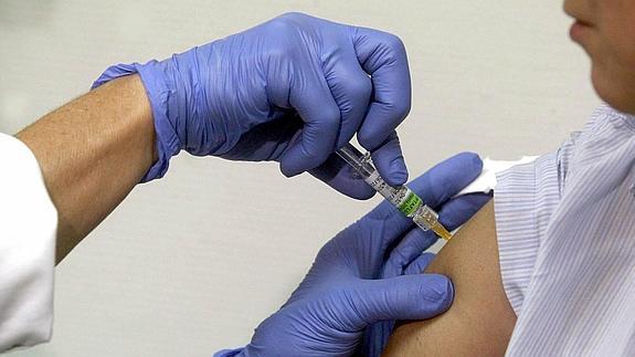 La vacuna de la varicela no volverá a venderse en la farmacias hasta el 2016