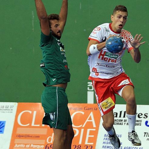 Bruno Vírseda, durante el partido ante el Meridiano Antequera. 