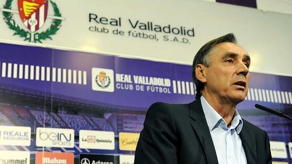 Miguel Ángel Portugal durante la rueda de prensa en la que se presentó como entrenador del Real Valladolid.  