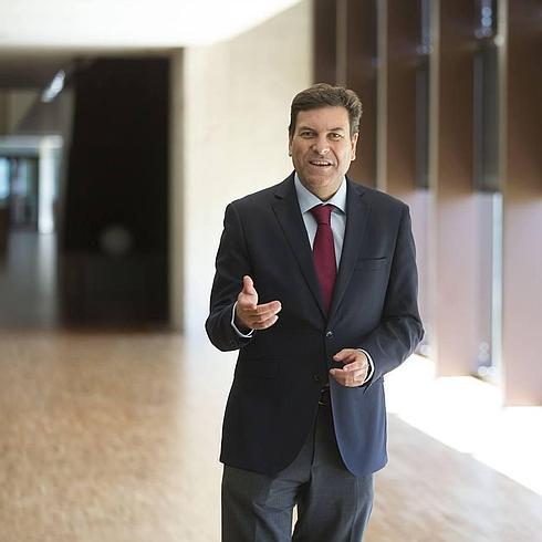 Fernández Carriedo. 