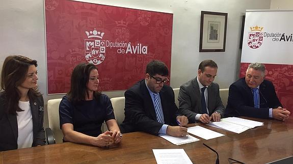 La Universidad Camilo José Cela formará a empresarios de la marca ‘Ávila Auténtica’