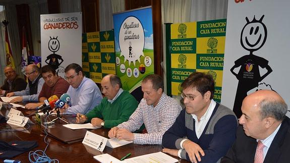 Presentación del encuentro 'Orgullosos de ser ganaderos' del Consorcio de Promoción del Ovino en Caja Rural de Zamora.