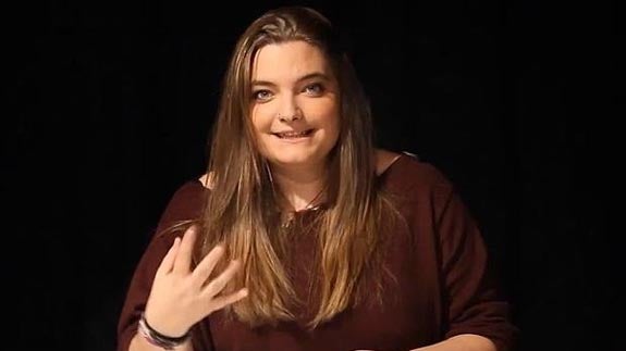 La hija de Zapatero debuta como 'youtuber'