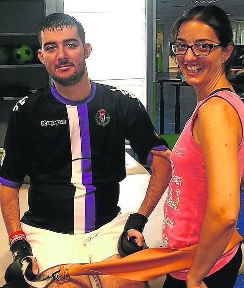 Aragoneses, con una de las terapeutas de Step by Step.