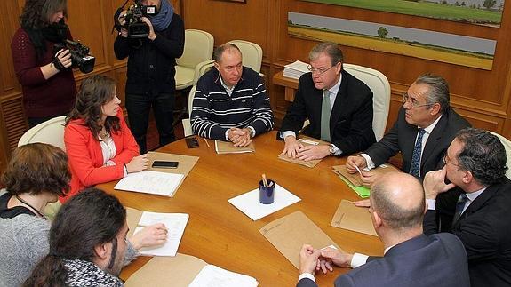 El Ayuntamiento baja el IBI, eleva la apuesta social y pide consenso en el presupuesto