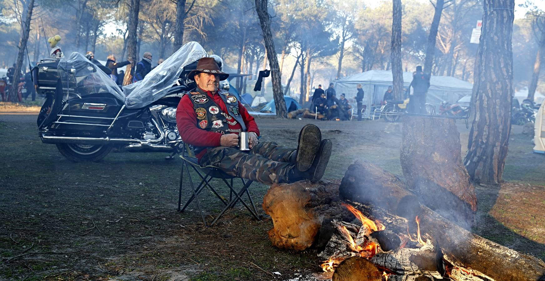 Evaristo Abril ha recorrido el país en su moto desde Alicante para no perderse la cita de Tordesillas.