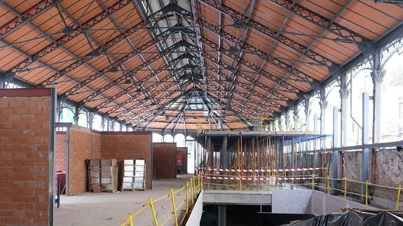Obras en el Mercado del Val.