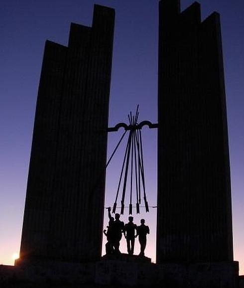 Monumento que hoy empezará a desmontarse.