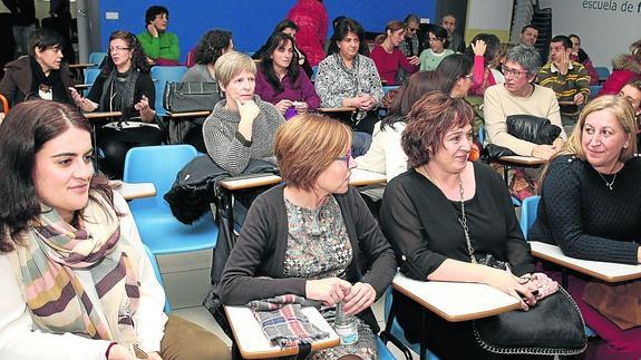 Algunas de las participantes en el encuentro formativo organizado ayer por Satse para personal de enfermería de Segovia. 