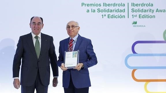 El presidetne de Iberdrola, el salmantino Ignacio Sánchez Galán, con el presidente de Plena Inclusión en Castilla y León, Juan Sánchez Pérez. 