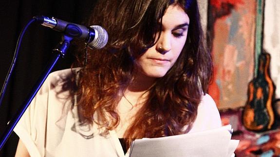 La joven poetisa segoviana Elvira Sastre. El Norte