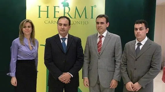 Los hermanos Isabel, Alfonso, Santiago y César Miguel Casado, de Grupo Hermi.