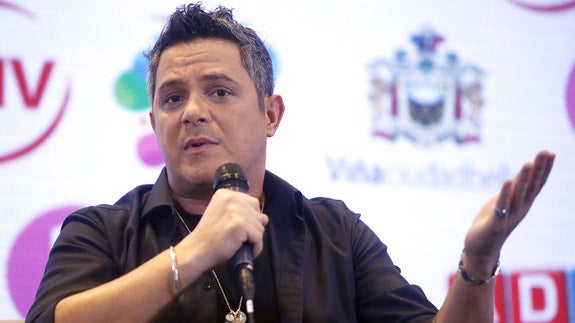 Alejandro Sanz.