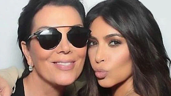 La madre de Kim Kardashian filtró un vídeo porno casero de su hija para hacerla famosa