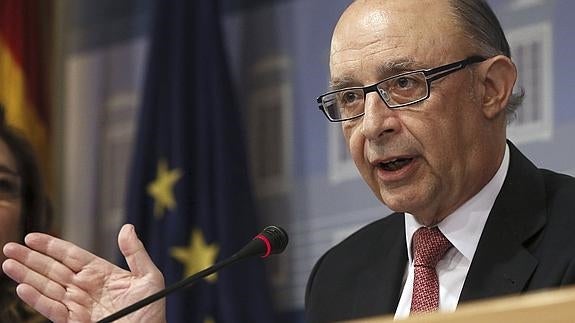 El ministro de Hacienda y Administraciones Públicas, Cristóbal Montoro. Fernando Alvarado-Efe