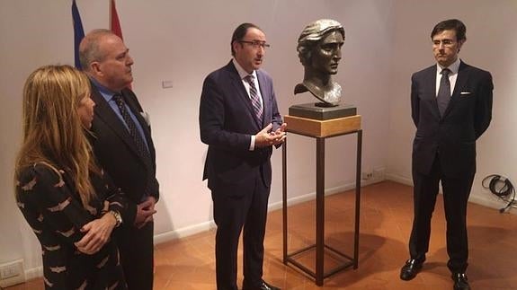 La Policía introduce en bases de datos las obras de Victorio Macho robadas en Roma