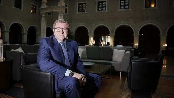 Isidoro J. Alanís, en un momento de la entrevista.