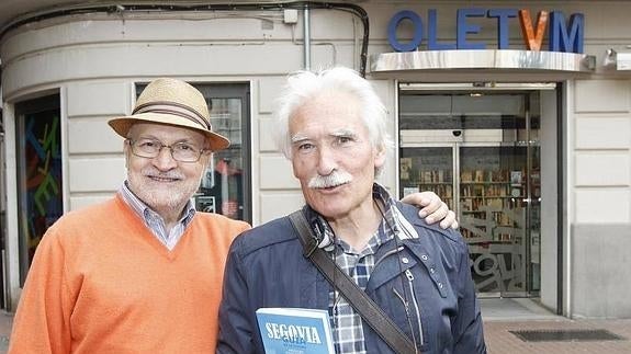 Emilio Pascual, editor, y Pascual Izquierdo, autor de la guía. 