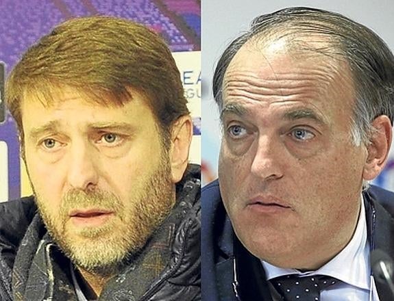 Carlos Suárez (izquierda) y Javier Tebas (derecha).