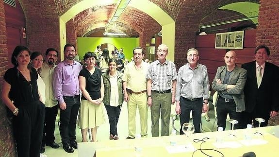 Participantes en la jornada inaugural de ayer.