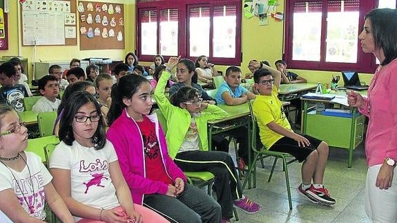 Algunos de los alumnos, durante la realización de la actividad. 