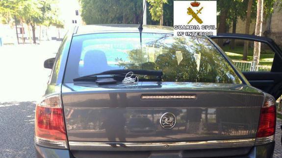 Vehículo utilizado para los presuntos delitos.El Norte