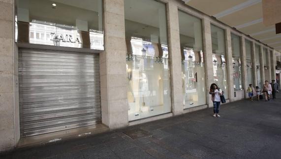 Establecimiento de Zara en la Calle Mayor de Palencia. 