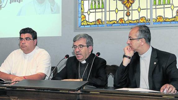 Jorge Fernández, Luis Argüello y Jesús Campos, ayer, en la presentación de la jornada.