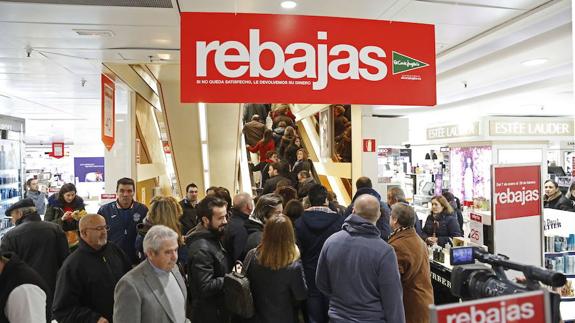 Rebajas de invierno en El Cortes Inglés de Valladolid